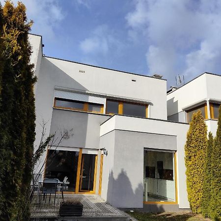 Apartamento Dom Dabrowka Poznan Paledzie Exterior foto